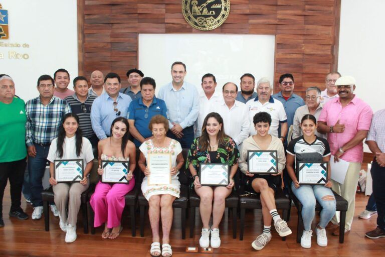 Exitosas deportistas solidarenses participan en el foro “Mujer y Deporte”