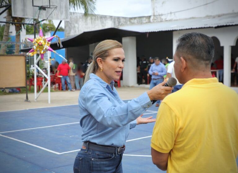 Convive Lili Campos con internos del Centro de Retención Municipal de Solidaridad
