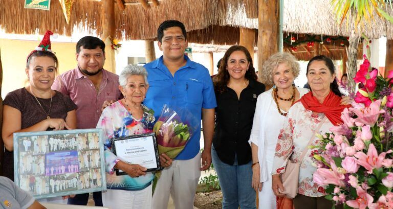 Gran Festejo Navideño para socias y socios del Club del Adulto Mayor de Solidaridad