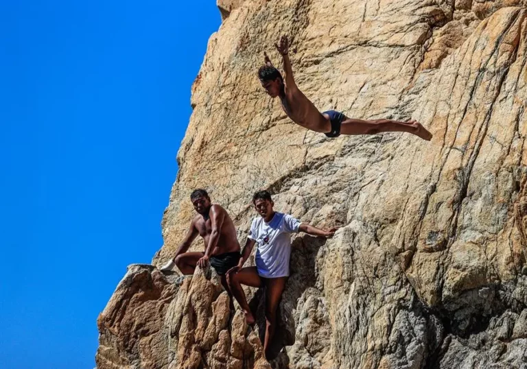 De regreso los clavados en La Quebrada