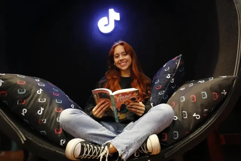 Los Booktokers, la nueva forma de promover la lectura