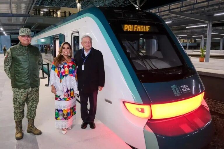 Inaugura AMLO segundo tramo del Tren Maya