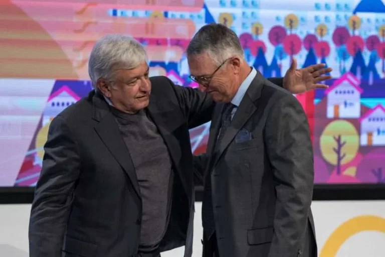 Escala pleito AMLO y “Tío Richie”