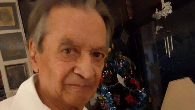 Muere José Agustín, el escritor que entregó su vida a la contracultura
