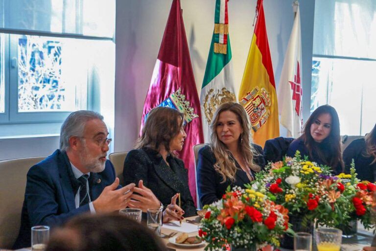 Lili Campos se reúne con empresarios y autoridades en España
