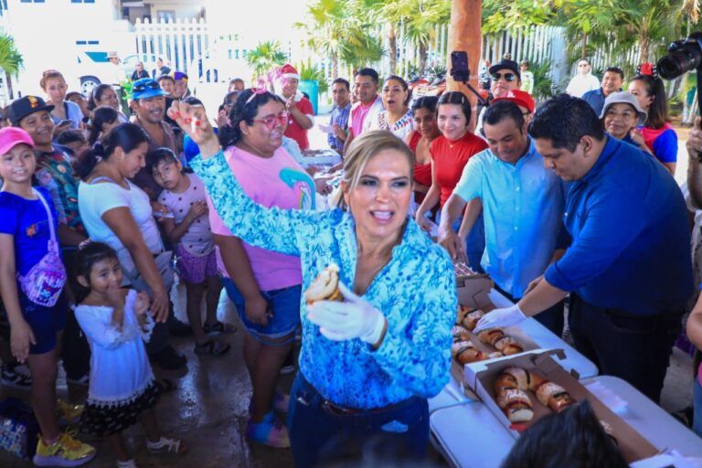 Festejo a los Reyes del Hogar en el DIF se convierte en una gran fiesta infantil