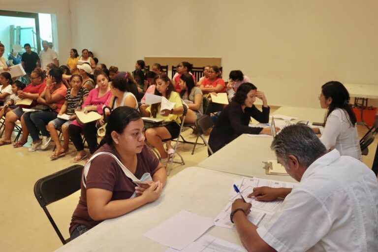 Supera Puerto Morelos registro de beneficiarias al programa estatal “Mujer es Poder”