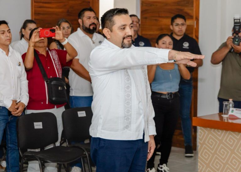 Cabildo de Tulum nombra a Bernabé Pech Ramírez, nuevo secretario General del Ayuntamiento de Tulum