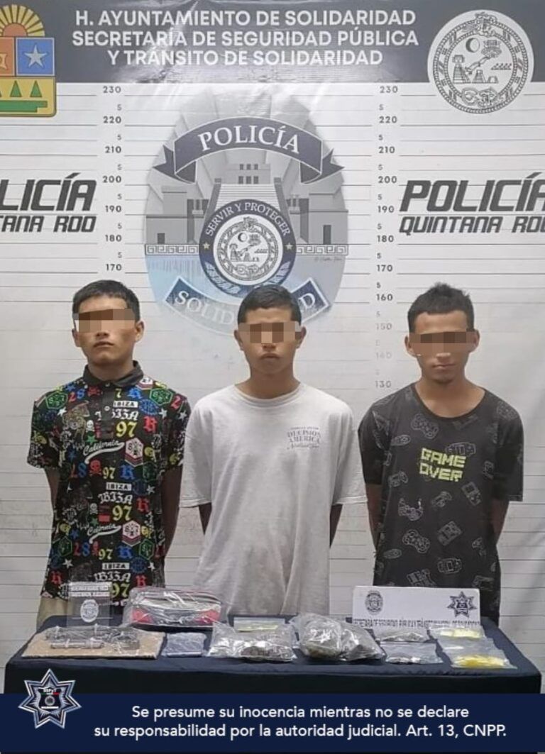 Policía de Solidaridad asegura en colonia irregular a 4 presuntos delincuentes, armas y drogas