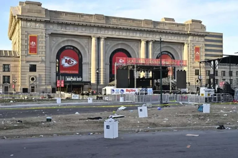 Una riña provocó el tiroteo en el desfile de Kansas City Chiefs