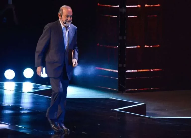 Telmex, ineficiente y abusiva, dijo Carlos Salinas en 2014