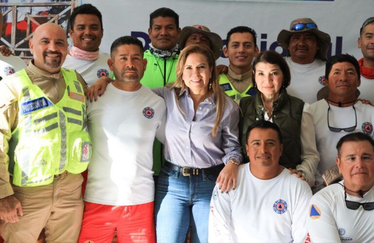 Festejan a los guardavidas de Solidaridad