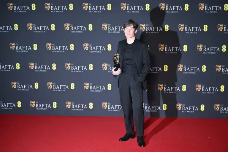 ‘Oppenheimer’ gana siete premios, incluyendo mejor película, en los BAFTA