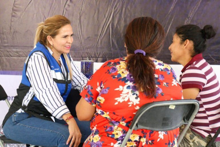 ‘Estoy Contigo’ acerca servicios y atención a Los Faisanes y el Edén