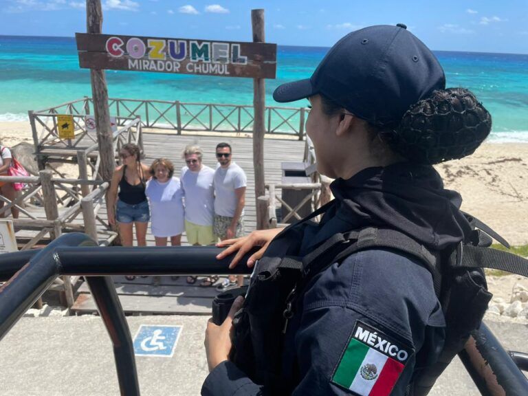 Más de 2 mil elementos participan en el operativo por aire, mar y tierra