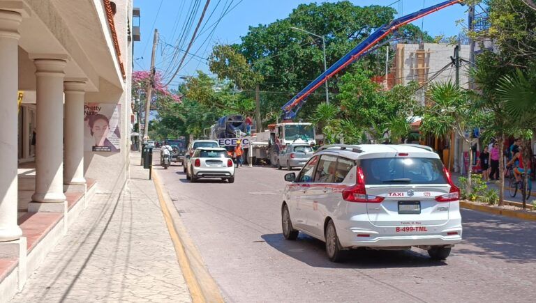 Proyecto de gas natural afecta vida turística de Playa del Carmen