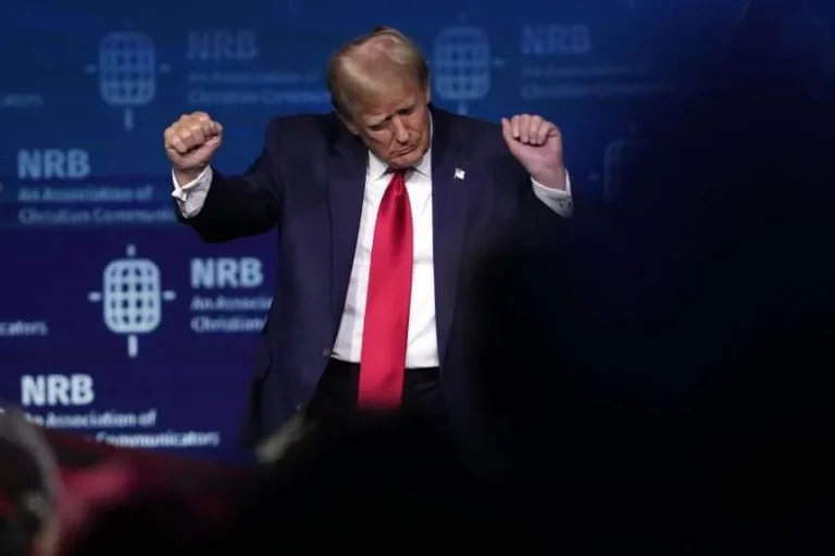 Tribunal Supremo reintegra a Trump en las primarias y le allana el camino a la Casa Blanca