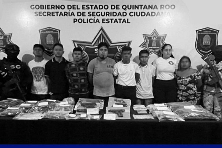 Detienen a 6 hombres y 2 mujeres con presunta droga y armas, en la Región 213 de Cancún