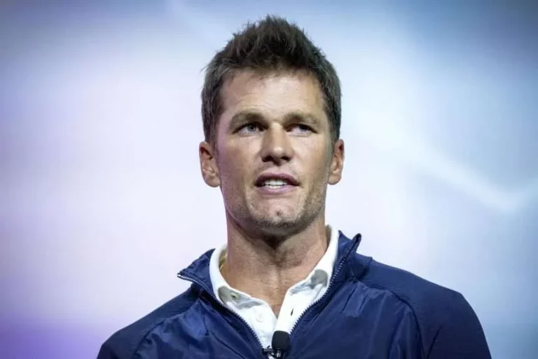 Brady dice que no descarta volver con Pats o Raiders si a estos les urge un ‘quarterback’