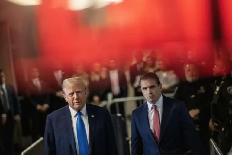 La fiscalía carga con dureza contra Trump: «Este caso trata de una conspiración criminal»