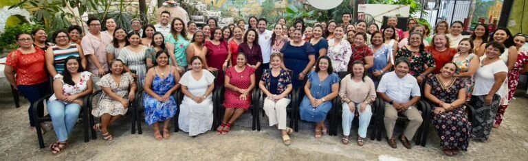 Destaca Renán Sánchez, labor de las educadoras en la transformación de Cozumel y Quintana Roo