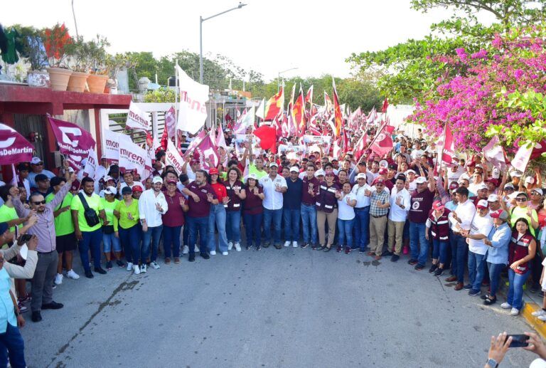 Toda la fuerza laboral de Puerto Aventuras va con Estefanía Mercado