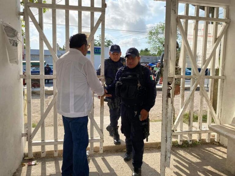 Realizan simulacro de actuación ante situaciones de riesgo en escuelas