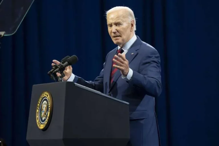 Biden amenaza con dejar de suministrar armas ofensivas a Israel si invade Rafah
