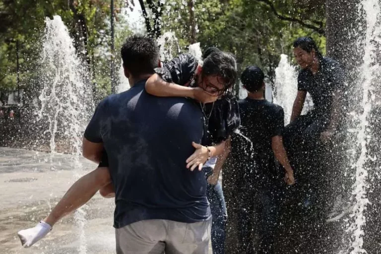 Tercera onda de calor dejará a 16 de 32 estados con temperaturas sobre los 45 grados