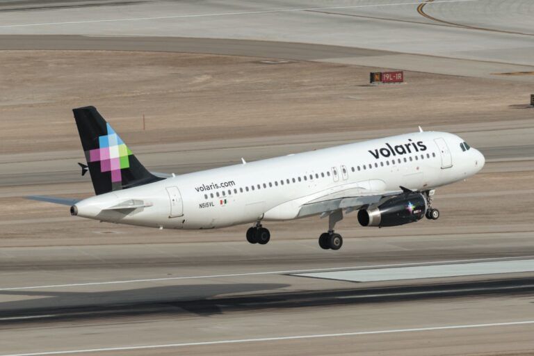 Estados Unidos impone multa de 300 mil dólares a Volaris