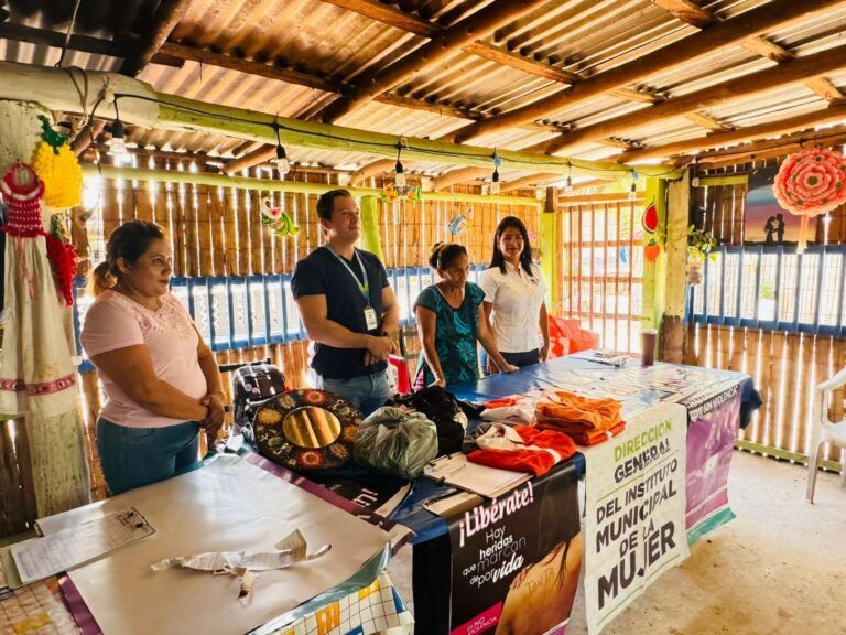 Llevan atención médica a habitantes de la Zona Agrícola y Leona Vicario