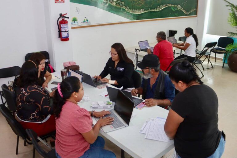 Cumplen con su declaración patrimonial los servidores públicos de Puerto Morelos