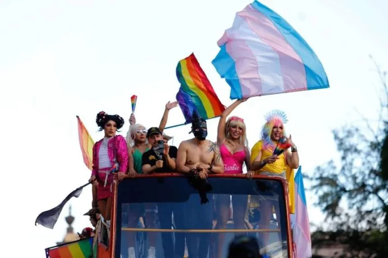 México y EU comparten diversidad sexual: Encuestadoras