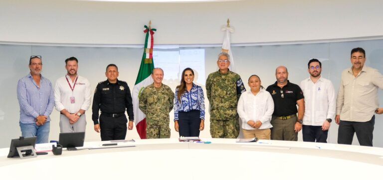Revisan “Estrategia Implementada contra el Sargazo en Quintana Roo”