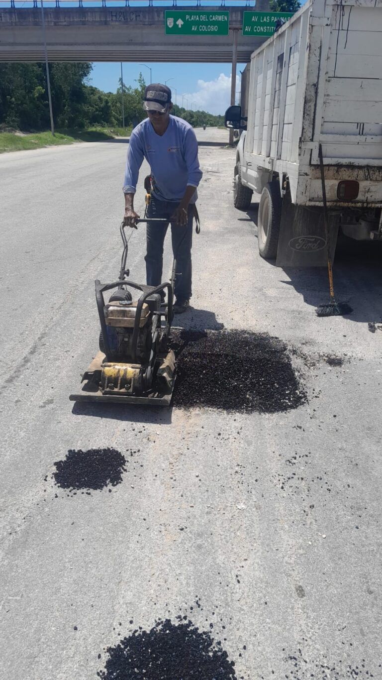Gobierno de Solidaridad atiende reportes de baches