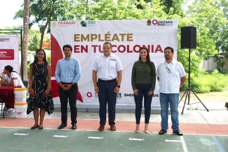 Realizan en Puerto Morelos la Feria del Empleo Estatal, “Empléate en tu colonia”