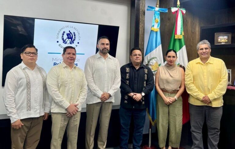 Canirac y Agexport de Guatemala en Cancún firman acuerdo comercial