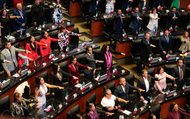 Gino Segura rinde protesta como senador, marcan el arranque de la Sexagésima Sexta Legislatura