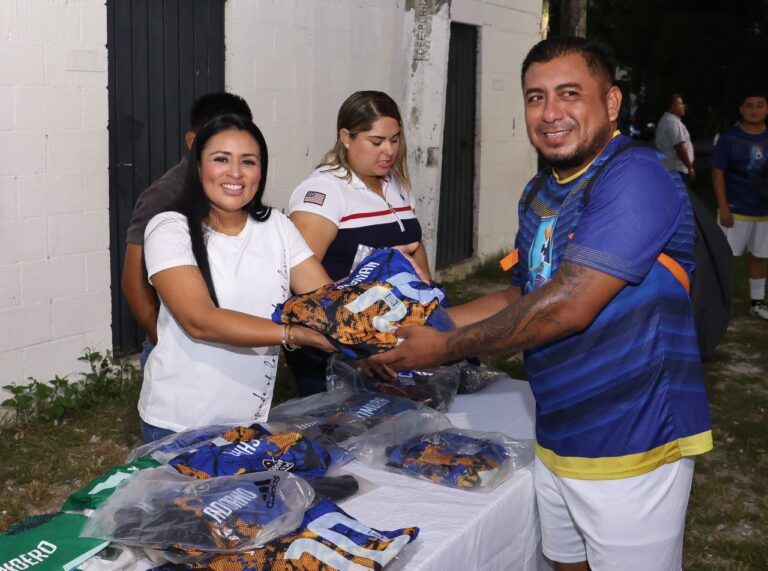 Administración de Blanca Merari refrenda su respaldo al deporte en Puerto Morelos