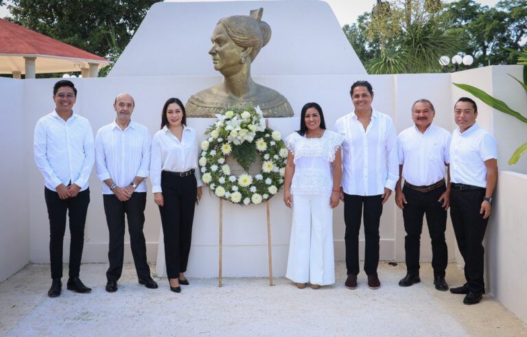 Encabeza Blanca Merari ceremonia por el 182 aniversario luctuoso de Leona Vicario