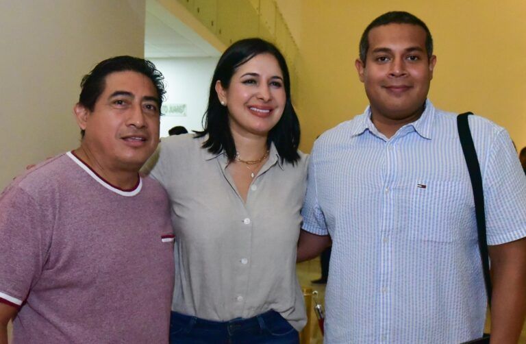 Seguridad, certeza jurídica de la tierra, obra pública y turismo, ofrece Estefanía Mercado