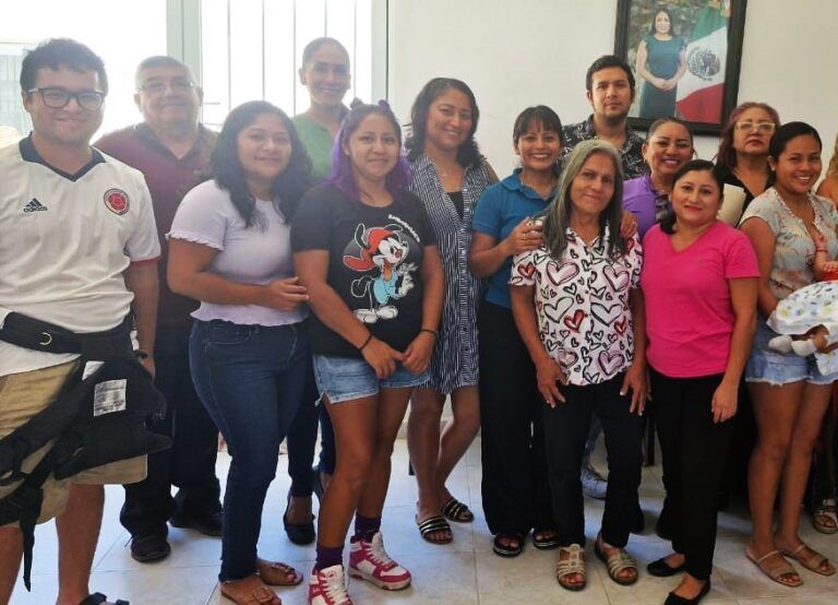 Apoyan emprendimiento entre amas de casa y jóvenes de Puerto Morelos