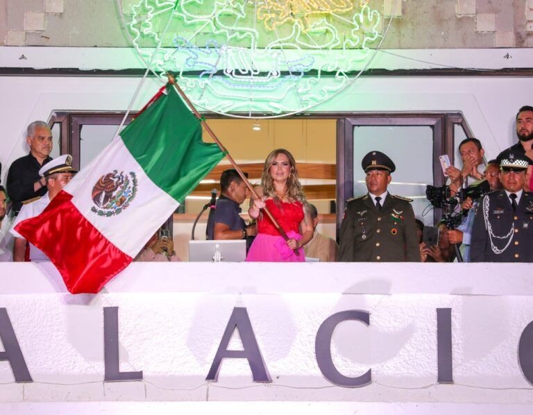 Miles de solidarenses participaron en el tradicional Grito de Independencia