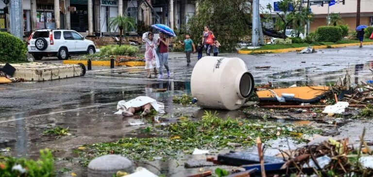 Aumenta rapiña y número de muertos por ciclón John