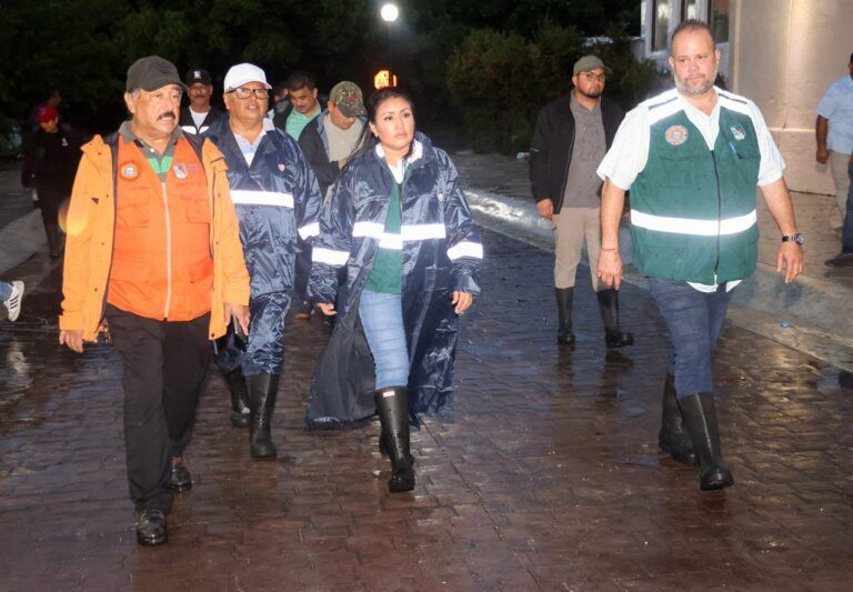Pese a intensas lluvias y fuertes vientos provocados por “Helene”, Puerto Morelos reporta saldo blanco