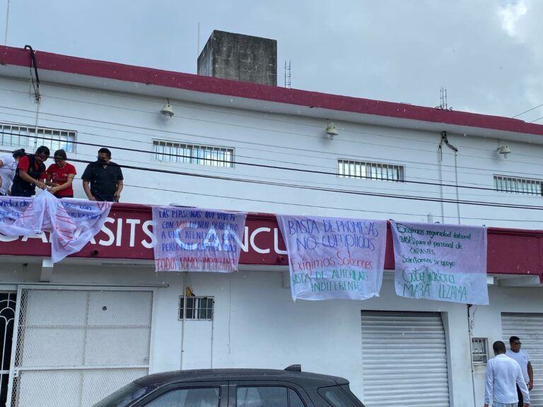 Se manifiestan de nuevo trabajadores de Capasists Cancún