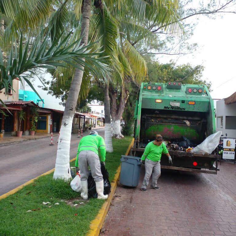 Gobierno de Puerto Morelos sigue la evolución y trayectoria de la tormenta “Milton”