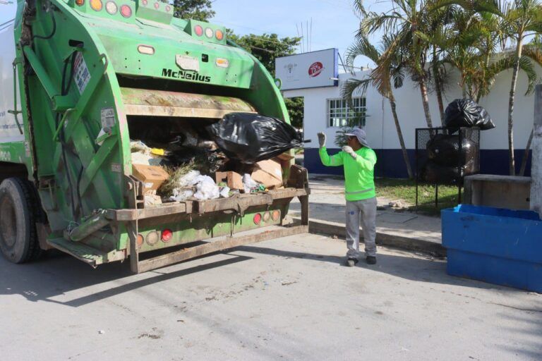 Continúa con normalidad la recolección de desechos sólidos en Puerto Morelos