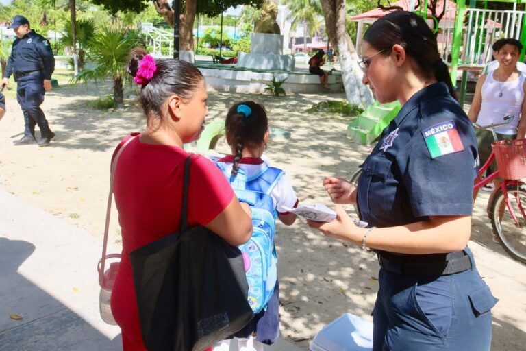 Realizan campaña de prevención de adicciones en Puerto Morelos