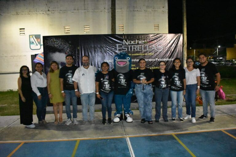 Gran Noche de Estrellas en Bachilleres Puerto Morelos